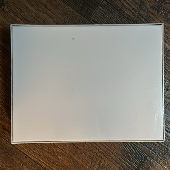 JS Limited Puzzle Company Bergen, Norway SEALED - Picture 2 of 5